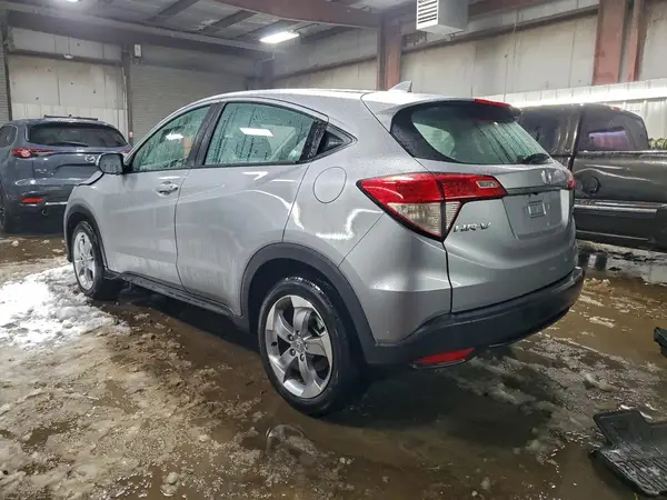 3CZRU6H37MM755494 2021 HONDA HR-V - Image 2