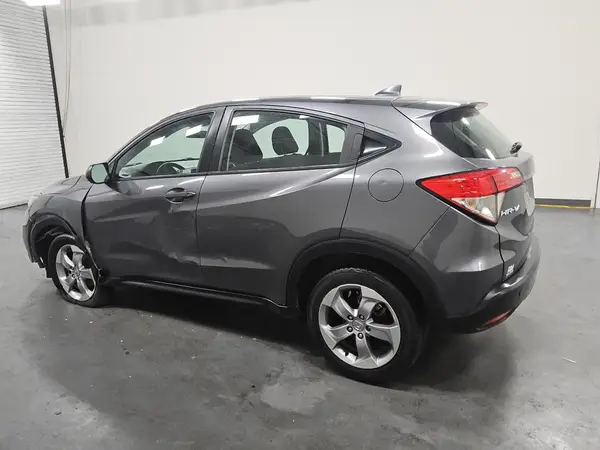3CZRU6H37MM756287 2021 HONDA HR-V - Image 2