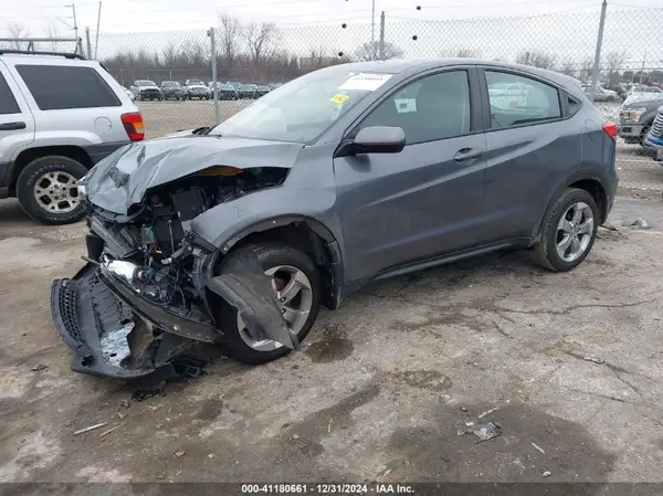 3CZRU6H37NM714204 2022 HONDA HR-V - Image 2
