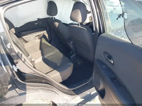 3CZRU6H37NM736350 2022 HONDA HR-V - Image 8
