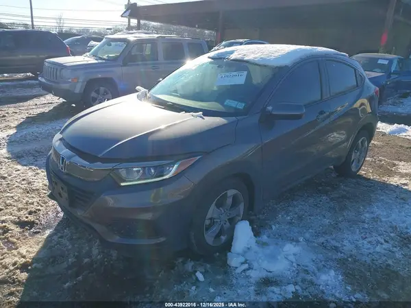 3CZRU6H37NM754427 2022 HONDA HR-V - Image 2