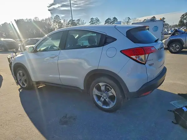 3CZRU6H37NM766061 2022 HONDA HR-V - Image 2