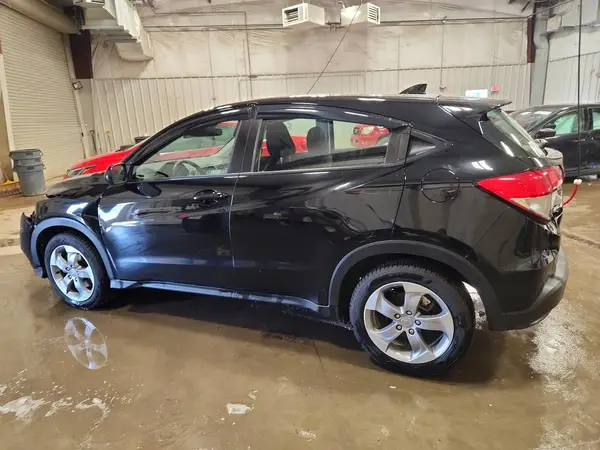 3CZRU6H37NM770921 2022 HONDA HR-V - Image 2