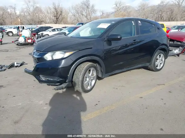 3CZRU6H38GM729796 2016 HONDA HR-V - Image 2