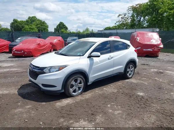 3CZRU6H38GM736781 2016 HONDA HR-V - Image 2