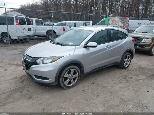 3CZRU6H38GM752821 2016 HONDA HR-V - Image 2