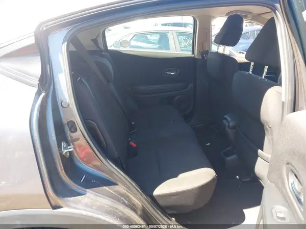 3CZRU6H38GM752852 2016 HONDA HR-V - Image 8