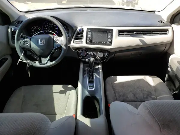 3CZRU6H38GM755900 2016 HONDA HR-V - Image 8