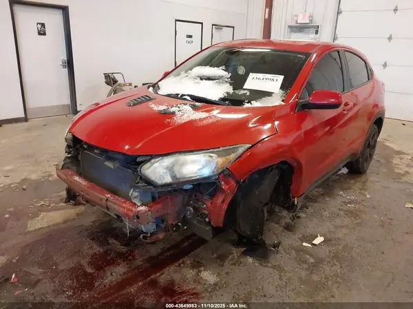 3CZRU6H38GM758733 2016 HONDA HR-V - Image 2
