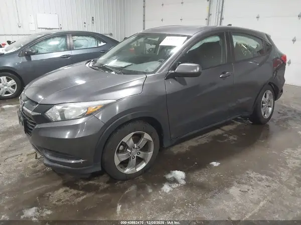 3CZRU6H38GM768114 2016 HONDA HR-V - Image 2