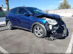 3CZRU6H38HG700475 2017 HONDA HR-V