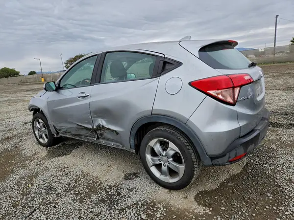 3CZRU6H38HG704199 2017 HONDA HR-V - Image 2
