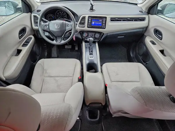 3CZRU6H38HG704199 2017 HONDA HR-V - Image 8
