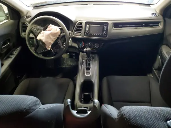 3CZRU6H38HG706356 2017 HONDA HR-V - Image 8