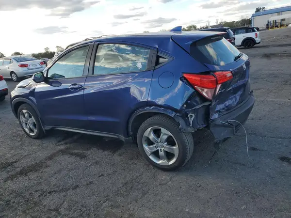 3CZRU6H38HG707149 2017 HONDA HR-V - Image 2