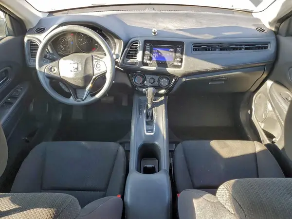 3CZRU6H38HG707815 2017 HONDA HR-V - Image 8