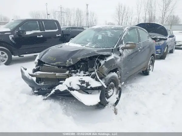 3CZRU6H38HM108124 2017 HONDA HR-V - Image 2