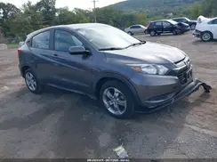 3CZRU6H38HM702678 2017 HONDA HR-V