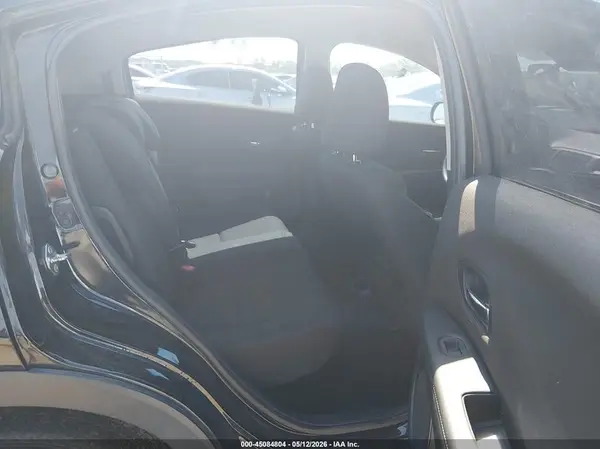 3CZRU6H38HM709808 2017 HONDA HR-V - Image 8
