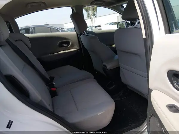 3CZRU6H38HM726690 2017 HONDA HR-V - Image 8