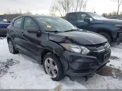 3CZRU6H38JG700059 2018 HONDA HR-V