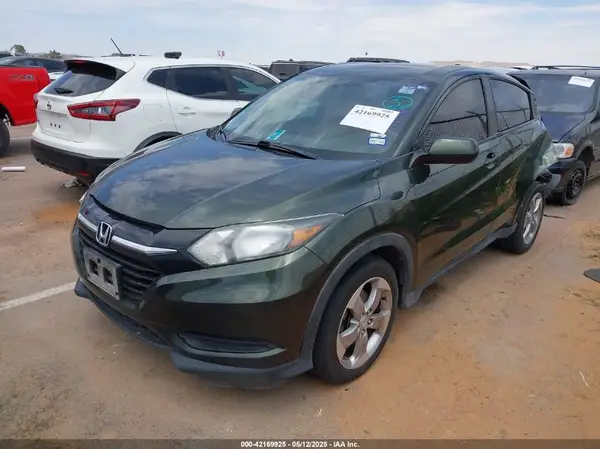 3CZRU6H38JG705455 2018 HONDA HR-V - Image 2