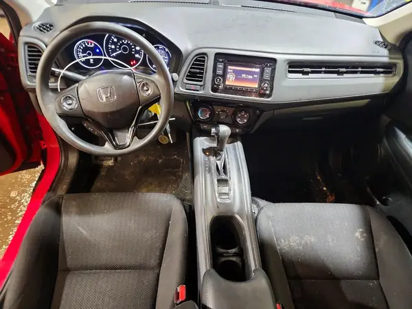 3CZRU6H38JG710946 2018 HONDA HR-V - Image 8