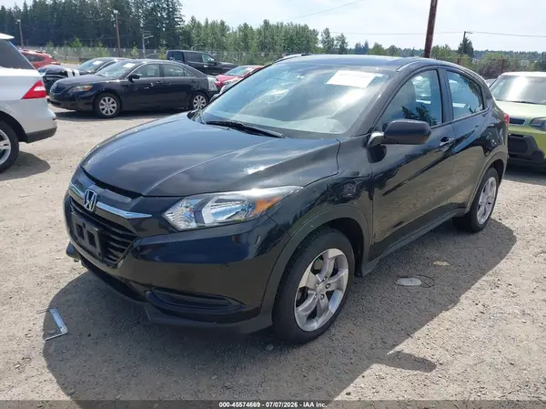 3CZRU6H38JG711014 2018 HONDA HR-V - Image 2