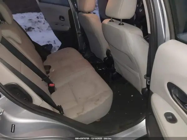 3CZRU6H38JG711580 2018 HONDA HR-V - Image 8