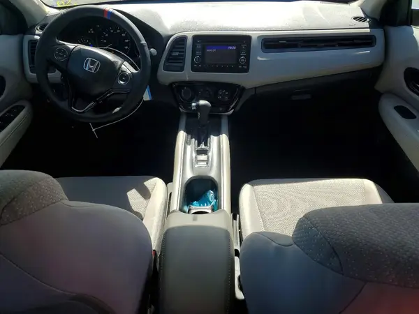 3CZRU6H38JG712650 2018 HONDA HR-V - Image 8