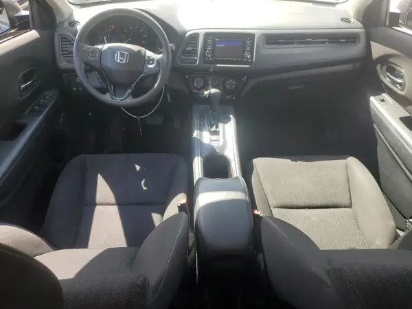 3CZRU6H38JG714320 2018 HONDA HR-V - Image 8