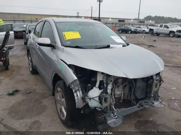 3CZRU6H38JG714947 2018 HONDA HR-V - Image 1