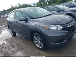 3CZRU6H38JG719677 2018 HONDA HR-V