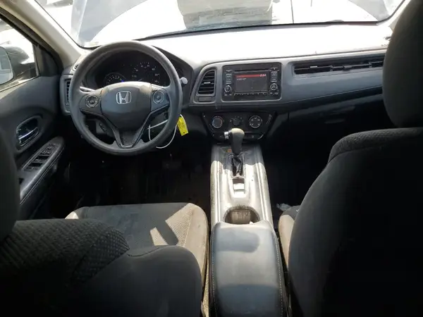3CZRU6H38JG720019 2018 HONDA HR-V - Image 8