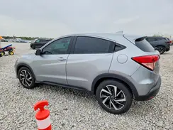 3CZRU6H38JG721333 2018 HONDA HR-V