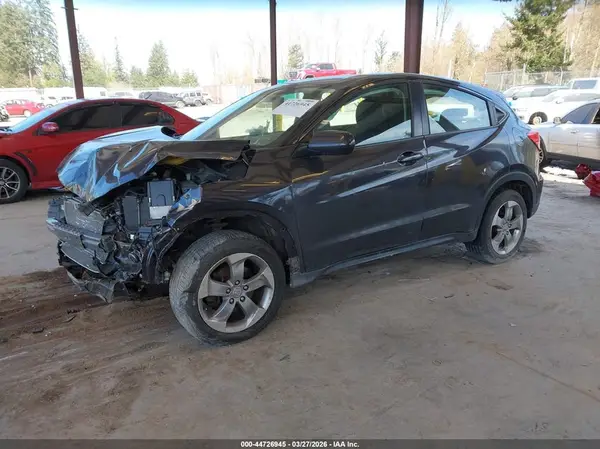 3CZRU6H38JG721994 2018 HONDA HR-V - Image 2