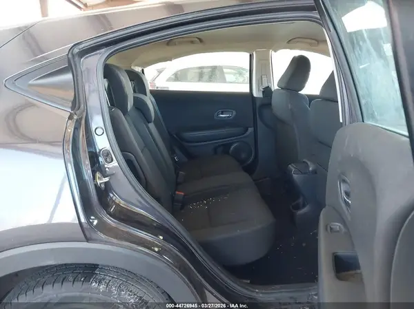 3CZRU6H38JG721994 2018 HONDA HR-V - Image 8