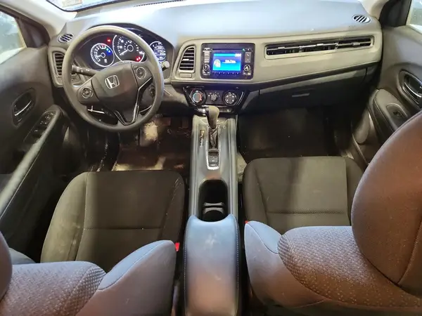 3CZRU6H38JG727004 2018 HONDA HR-V - Image 8