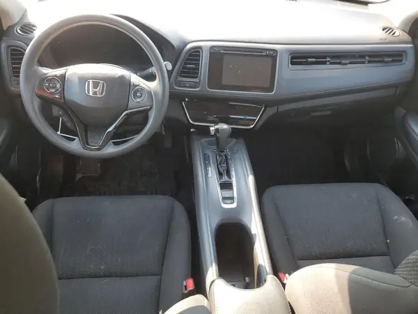 3CZRU6H38JM100689 2018 HONDA HR-V - Image 8