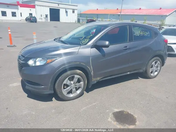 3CZRU6H38JM103480 2018 HONDA HR-V - Image 2