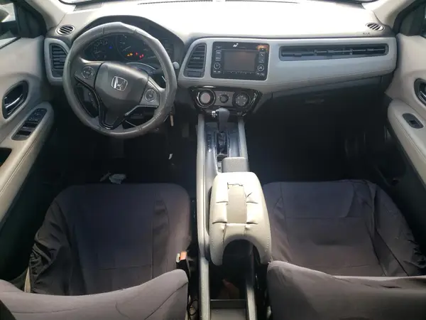 3CZRU6H38JM717932 2018 HONDA HR-V - Image 8