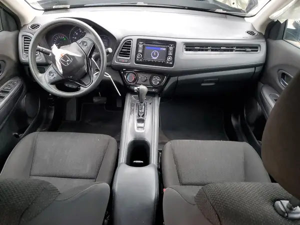 3CZRU6H38JM732057 2018 HONDA HR-V - Image 8