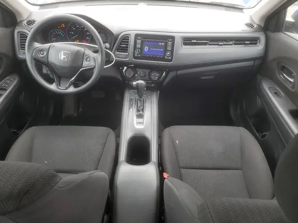 3CZRU6H38JM732091 2018 HONDA HR-V - Image 8