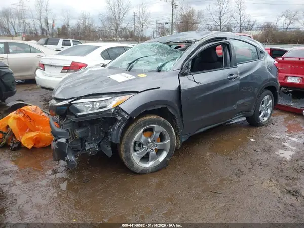 3CZRU6H38KG702864 2019 HONDA HR-V - Image 2