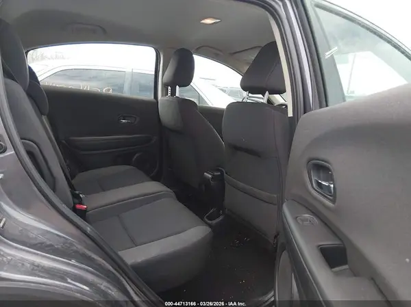3CZRU6H38KG717624 2019 HONDA HR-V - Image 8