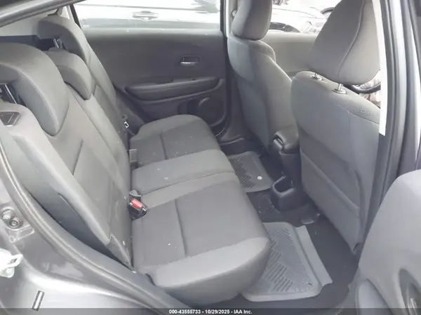 3CZRU6H38KG735041 2019 HONDA HR-V - Image 8