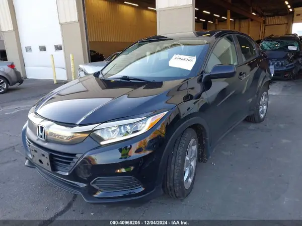 3CZRU6H38KM701005 2019 HONDA HR-V - Image 2