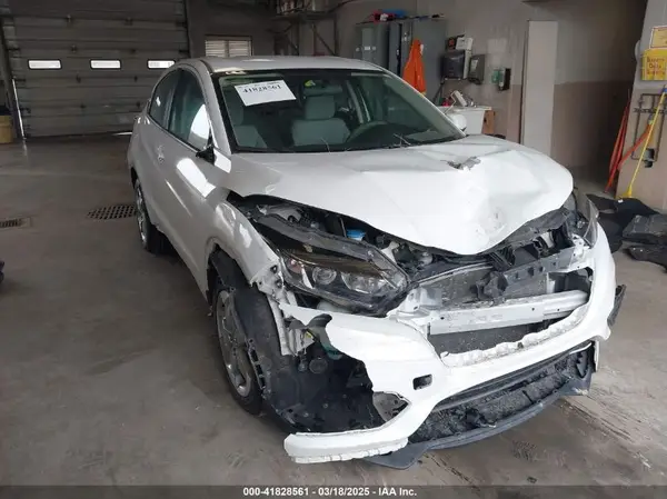 3CZRU6H38KM703725 2019 HONDA HR-V - Image 1