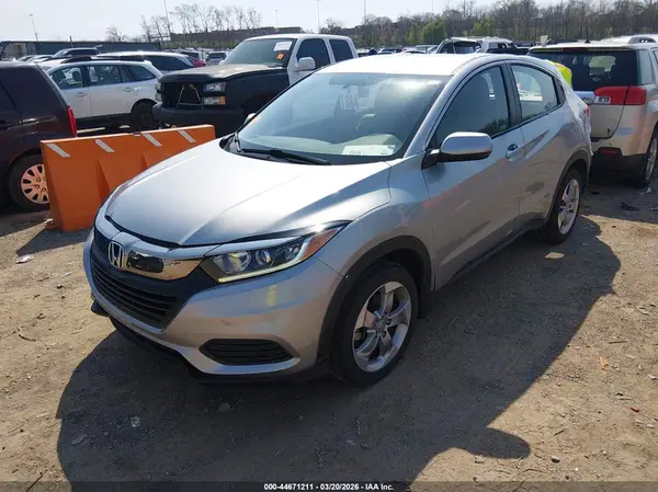 3CZRU6H38LM734054 2020 HONDA HR-V - Image 2