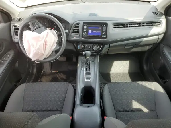 3CZRU6H38MM723413 2021 HONDA HR-V - Image 8
